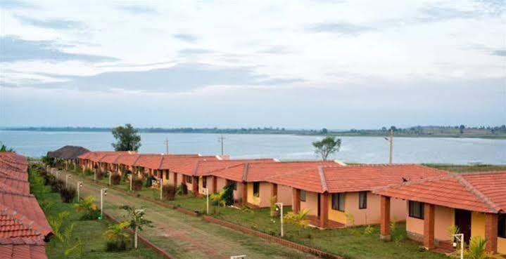 The Peepal Tree, Kabini Begūr Eksteriør billede
